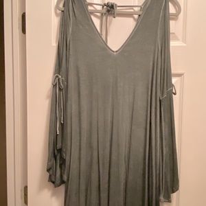 American Eagle flowy dress